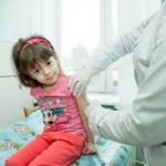 Які вакцини є в Україні і що робити, якщо у медзакладі їх немає