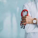 Допомога потерпілим від торгівлі людьми: дії лікаря